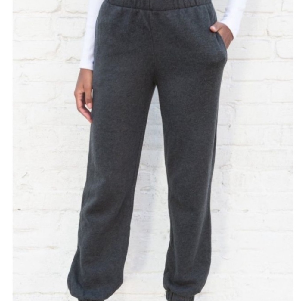 brandy melville grey sweatpants